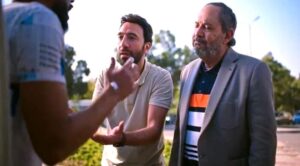 (كمال أبو رية) يكشف خفة ظله في كواليس مسلسل (كارثة طبيعية)