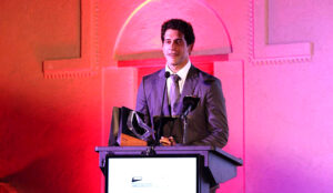 تكريم (أحمد مجدي) في مهرجان (الباطنة السينمائي الدولي)