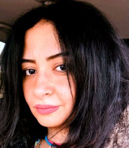 معاناة (عزة).. الفتاة التي تمردت علي عادات المجتمع السعودي بكل قوة!