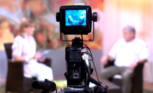 لماذا كل هذا العبث الحادث في مشهد (الإعلام المصري)؟!