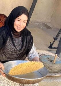 زينب علي البحراني تكتب: النجمة (مريم الغامدي).. أول مُنتِجة في تاريخ التلفزيون السعودي!