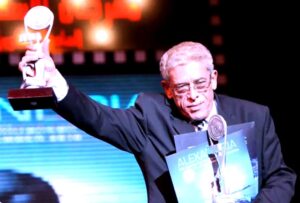 (دوواد عبد السيد).. رحيل مخرج الإشارات والتفاصيل الصغيرة، صاحب الروائع التى لا تنسى