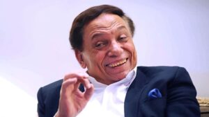 رضا العربي يكتب: (عادل إمام)… حين يتحوّل الضحك إلى طريقة لفهم الوجود