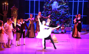 (كسارة البندق) يعرض ضمن 6 عروض على المسرح الكبير بالأوبرا في رأس السنة