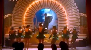 الأخطاء التاريخية، وضعف السيناريو، وسجاير الحشيش، أساءوا لـ (الست)