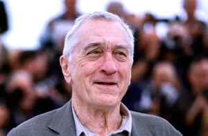 حنان أبو الضياء تكتب: (جاك نيكلسون) صاحب مواعيد غرامية لا تُحصى (7)