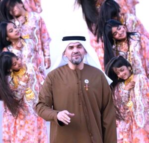 (حسين الجسمي) يقدم العمل الوطني (يا شروق المجد) في مشهد مهيب يعكس تلاحم الإمارات وشعبها