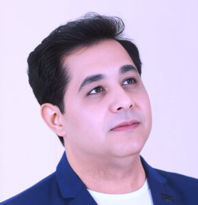 رضا العربي يكتب: (يحيى عراقي).. الصوت الذي توضّأت به الأرواح