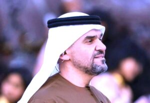 (حسين الجسمي) يقدم العمل الوطني (يا شروق المجد) في مشهد مهيب يعكس تلاحم الإمارات وشعبها
