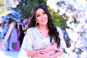 (لطيفة) بعد رائعتها التونسية (نتفكر) تطرح اليوم كليب أغنيتها (تسلملي)