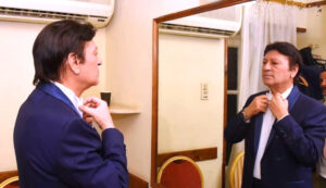 (محمد الحلو): ذكرت (محمد الموجي) بـ (من غير عتاب) فأعطاها لأميرة سالم، ثم سمية قيصر!