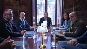 بهاء الدين يوسف يكتب: (جلالتها).. مسلسل ساخر لا يخلو من التعاطف مع العائلة الملكية