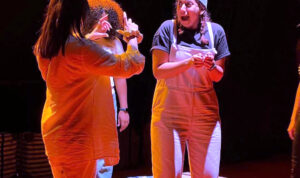 وزير الثقافة يهنأ الفائزين بـ (جائزة الدولة للإبداع الفني) ويوجه بسفرهم إلى روما