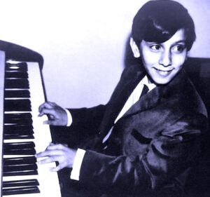 (هيدي بس تحية) لـ (زياد الرحباني) في ميلاده، و(لطيفة) تطرح ألبومها معه في يوليو القادم