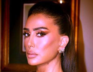 (غادة عبد الرازق) خارج الماراثون الرمضاني، وتقاضي الشركة المنتجة لمسلسل (عاليا)