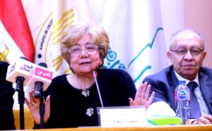 (مهرجان المسرح العربي) يكرم نخبة من نجوم ورموز الإبداع المسرحي