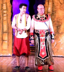 (نور في عالم البحور).. عرض مسرحي يهدف لنشر الفنون بمختلف المحافظات