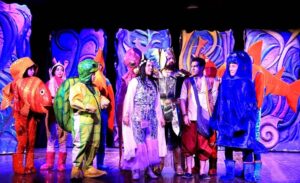 (نور في عالم البحور).. عرض مسرحي يهدف لنشر الفنون بمختلف المحافظات