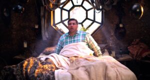 (ده صوت إيه ده؟).. فكرة فلسفية جريئة خارج الصندوق قدمها بجرأة (أشرف عبدالباقي)