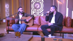 (زاب ثروت) يغير جلده ويقدم لونًا مختلفًا عن أغاني الراب التي اعتاد عليها