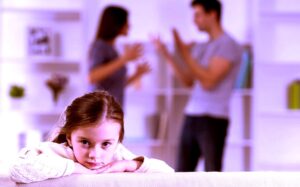 المحامية مها أبو بكر: الخلافات المتعلقة برؤية الأطفال تتحول إلى اتهامات خطيرة بين الأب والأم