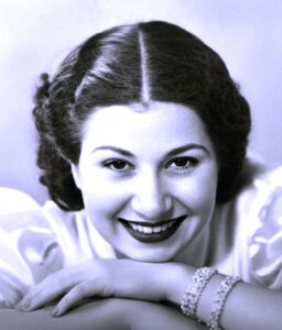 محمود حسونة يكتب: من (أم كلثوم) إلى (شيرين عبد الوهاب).. الموهبة وحدها لاتكفي