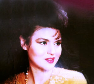 (محمد الحلو): ذكرت (محمد الموجي) بـ (من غير عتاب) فأعطاها لأميرة سالم، ثم سمية قيصر!