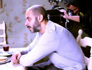 المتحدة تنشر كواليس تصوير مسلسل (أب ولكن)