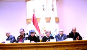 (مهرجان المسرح العربي) يكرم نخبة من نجوم ورموز الإبداع المسرحي