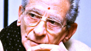 (يوسف شاهين): اعتزال محسن محيي الدين عذبني، وتمنيت أن يكون عبدالحليم بطل (الاختيار) (2/2)