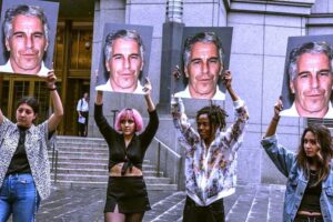 (صدمة (إبستين).. ما هو أسوأ من الدعارة !