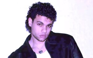 (زياد ظاظا) و(كينجو) يروجان للشذوذ الجنسي من خلال راب (يلا يا بابا)!