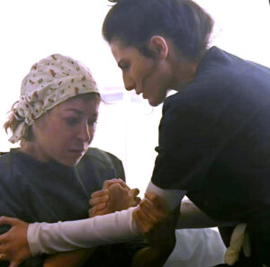 حسين نوح يكتب: (صحاب الأرض).. طلقات في جسد المحتل الغاشم!