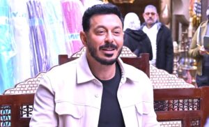 (أحمد العوضي، ومصطفى شعبان، وعمرو سعد، ومحمد إمام).. (نجوم) الضحك على الغلابة!