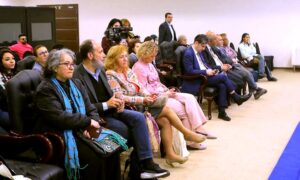 رومانيا تكرم المخرج المسرحي الراحل (صلاح السقا) بمعرض الكتاب