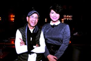 سر بكاء (ناصر الصالح) صاحب (الأماكن، وبنت النور، وصدفة) على صدري!