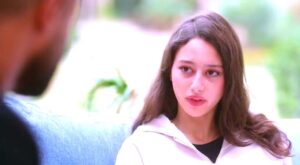 ناصر العزبي يكتب: نجومية ياسمين عبد العزيز تنقذ مسلسل (وننسى اللي كان)