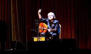 بعد نجاح حفله الأول في أوبرا الجزائر، (مارسيل خليفة) يواصل حفلاته في وهران وقسنطينة