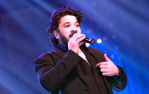 (مصطفى حجاج) يقد ليلة استثنائية على مسرح البالون