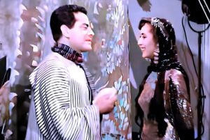 رحيل (ليلي الجزائرية) التى تم محاكمة فريد الأطرش بسببها، وأعجب بها عبد الوهاب