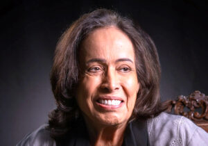 تيسير عبدالله: يقدم لمسة وفاء لسيدة الفن الخليجي (حياة الفهد) قبل رحليها بساعات