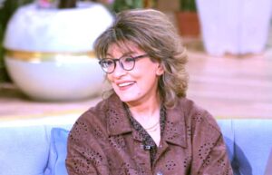 (سماح أنور) تروي موقفا صادما مع الفنان الراحل(أحمد زكي)