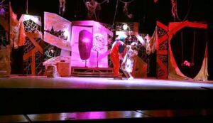 كمال زغلول يكتب: البنية الثقافية والابداع الشعبي (14).. (الإضاءة المسرحية)