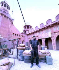 هل يلتزم (تامر حسني) و(فرنش مونتانا) في حفلهما بالمواعيد التى أقرتها الحكومة؟!