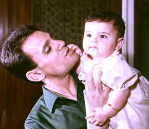 محمد شبانه: (عبد الحليم حافظ) برئ من أغنية (من غير ليه) المنتشرة على مواقع التواصل الاجتماعي