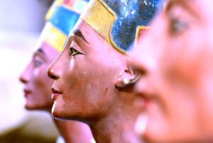 محمد شمروخ يكتب: (نجاة الصغيرة)، و(سعاد حسني).. مش من مصر يا ولاد!