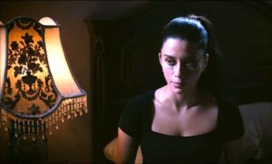 (سفاح التجمع).. سينما تبعث على النفور والاشمئزاز بدلا من التشويق!