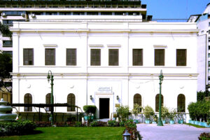 عصام السيد يكتب: في إمارة المسرح (1).. عندما يُترجم الحب الى أفعال بـ (الشارقة)