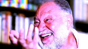 (يحيى الفخراني) رئيسًا شرفيًا لمهرجان مسرح الأطفال تتويجًا لمسيرة حافلة بالإبداع