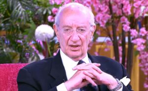 عمل فني عن موسيقار الأجيال (محمد عبد الوهاب) يتناول سيرته الذاتية